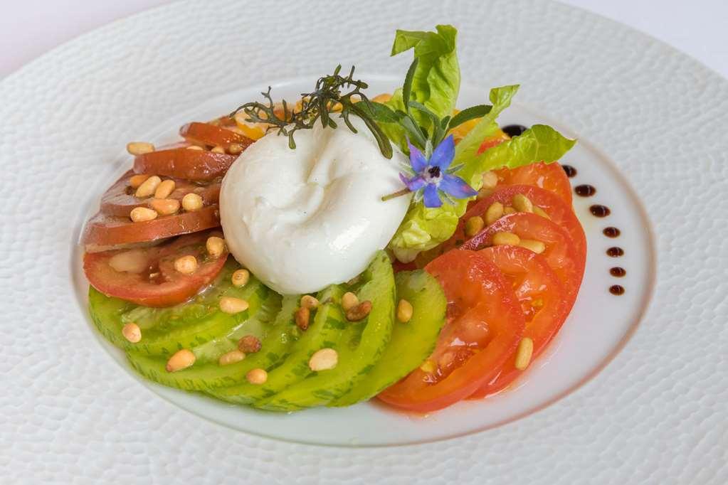 Brit Hotel Le Cygne Saint Hilaire du Harcouet Restoran foto