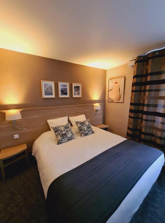 Brit Hotel Le Cygne Saint Hilaire du Harcouet Bagian luar foto